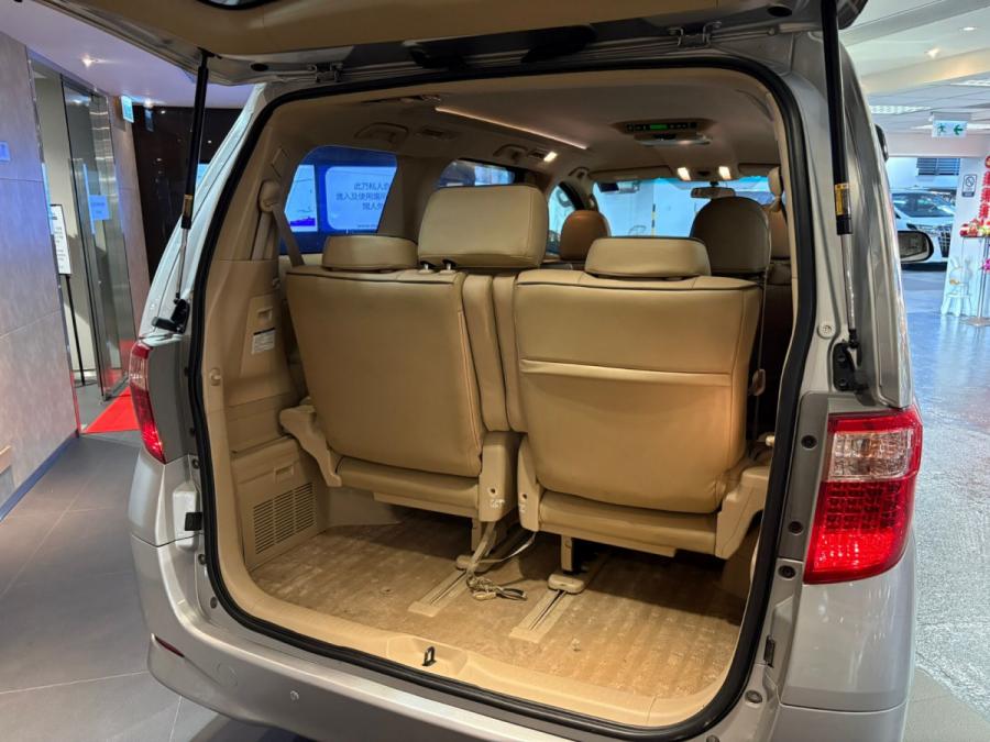 Alphard 2.4 Hybrid - Image 6